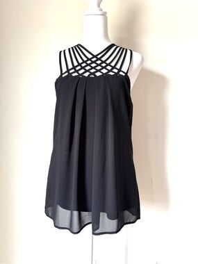 Daytrip Black Strappy Crisscross Sleeveless Top NEW